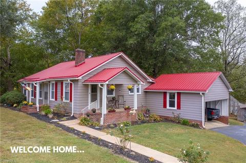922 Bald Hill Loop, Madison, NC 27025 photo 1