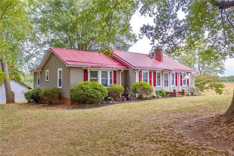 922 Bald Hill Loop, Madison, NC 27025 photo 25