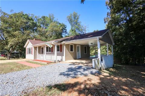 265 E Walker Rd, Elkin, NC 28621 photo 5
