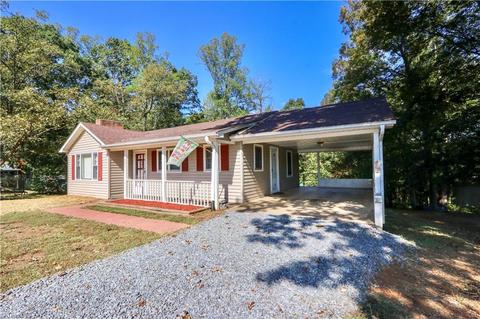 265 E Walker Rd, Elkin, NC 28621 photo 4