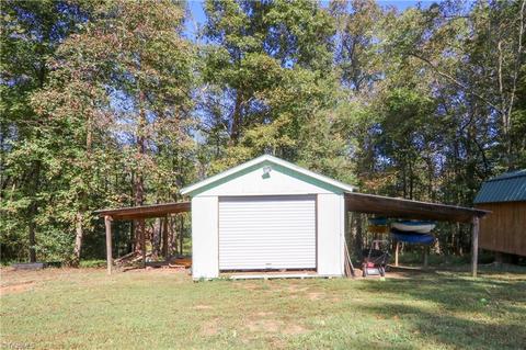265 E Walker Rd, Elkin, NC 28621 photo 8