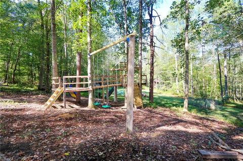 265 E Walker Rd, Elkin, NC 28621 photo 6