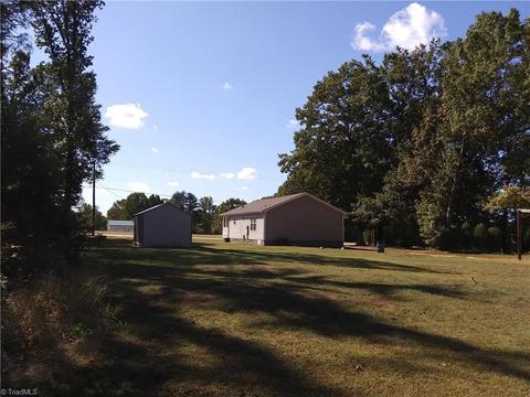 8414 Norcross Rd, Colfax, NC 27235 photo 5