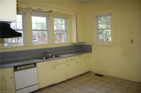 402 Steele St, High Point, NC 27262 photo 8