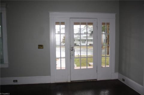402 Steele St, High Point, NC 27262 photo 3