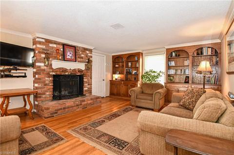 407 Cassandra Rd, Madison, NC 27025 photo 4