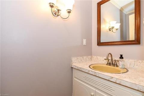 407 Cassandra Rd, Madison, NC 27025 photo 9