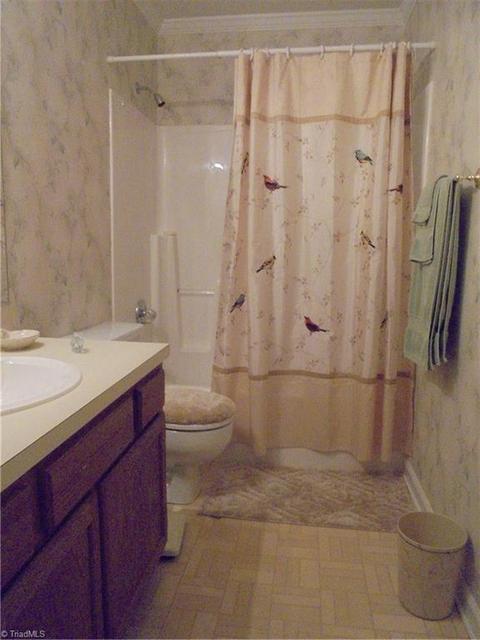 3174 Windchase Ct, High Point, NC 27265 photo 20