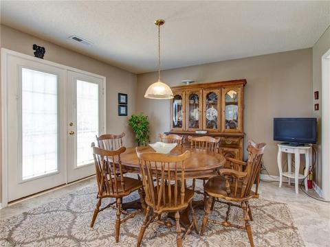 2900 Firethorn Dr, High Point, NC 27265 photo 9