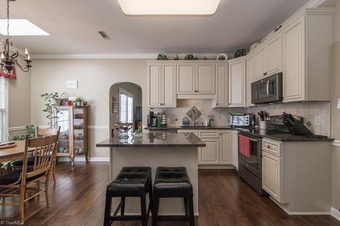 3802 Braddock Rd, High Point, NC 27265 photo 8