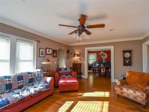 114 Unity St, Thomasville, NC 27360 photo 6