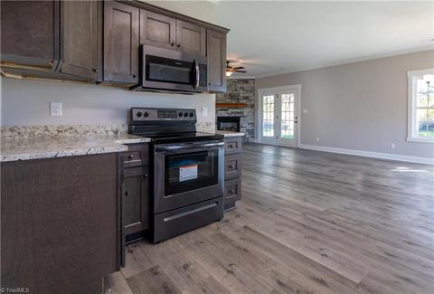 115 Solitaire Dr, Trinity, NC 27370 photo 16