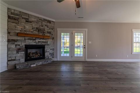 115 Solitaire Dr, Trinity, NC 27370 photo 5