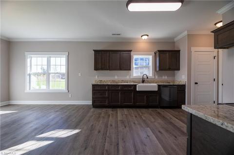 115 Solitaire Dr, Trinity, NC 27370 photo 12