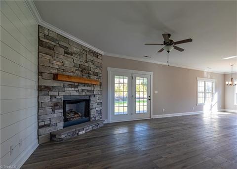 115 Solitaire Dr, Trinity, NC 27370 photo 4