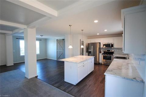 1130 E Old Phillips Rd, Pinnacle, NC 27043 photo 6