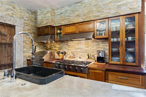 1008 Johnson St, High Point, NC 27262 photo 17