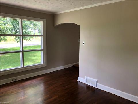 568 Pine St, Mount Airy, NC 27030 photo 18
