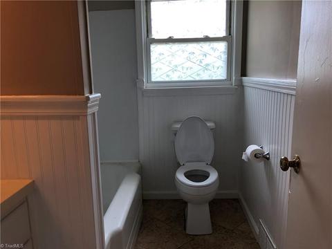 568 Pine St, Mount Airy, NC 27030 photo 15