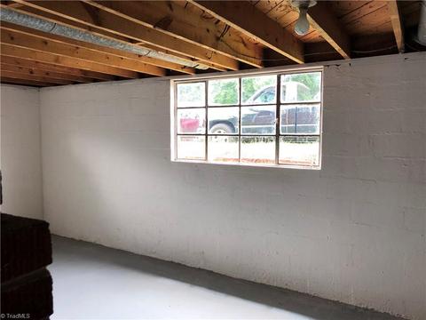 568 Pine St, Mount Airy, NC 27030 photo 29
