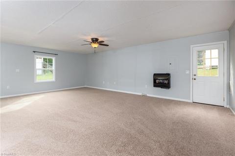 3914 Waldon Ct, High Point, NC 27265 photo 19