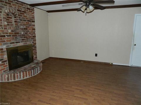 1412 Grantham Dr, High Point, NC 27265 photo 15