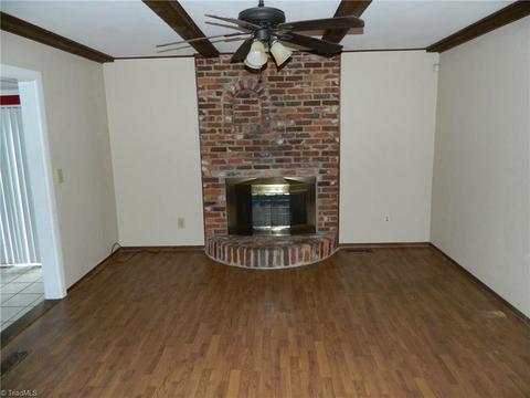 1412 Grantham Dr, High Point, NC 27265 photo 16