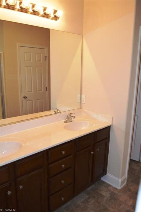 3840 Jade Ct, High Point, NC 27265 photo 14