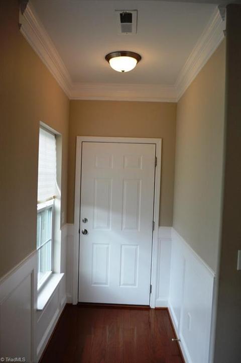 3840 Jade Ct, High Point, NC 27265 photo 2