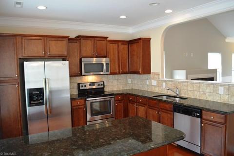 3840 Jade Ct, High Point, NC 27265 photo 6