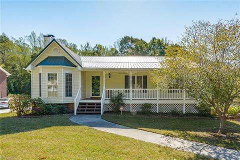 237 Leighmar St, Clemmons, NC 27012 photo 1