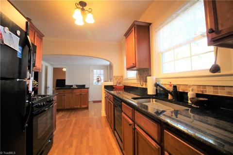 714 Brookside Dr, High Point, NC 27262 photo 8