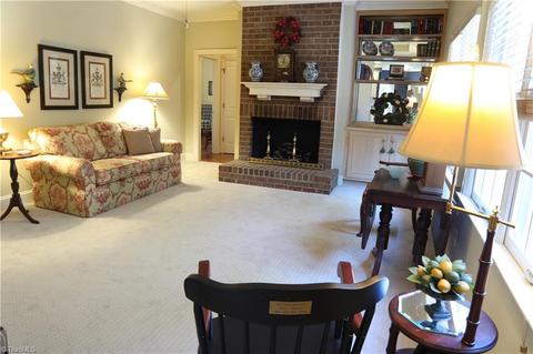 1236 Gatehouse Rd, High Point, NC 27262 photo 8