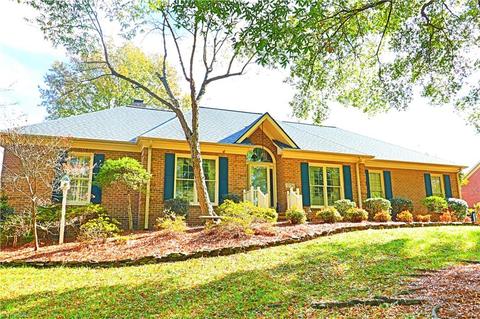 1236 Gatehouse Rd, High Point, NC 27262 photo 1