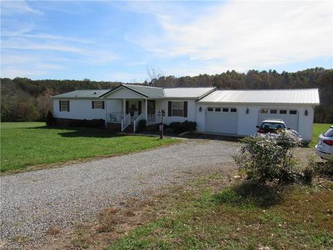 244 Precinct Rd, Pilot Mountain, NC 27041 photo 4