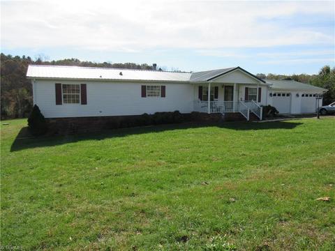 244 Precinct Rd, Pilot Mountain, NC 27041 photo 16