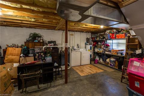 1130 Laurel Bluff Dr, King, NC 27021 photo 18
