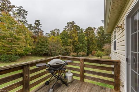 1130 Laurel Bluff Dr, King, NC 27021 photo 17