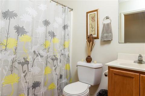 1130 Laurel Bluff Dr, King, NC 27021 photo 11
