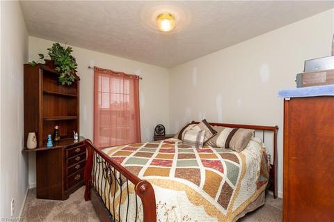 1130 Laurel Bluff Dr, King, NC 27021 photo 13