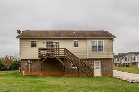 1130 Laurel Bluff Dr, King, NC 27021 photo 19