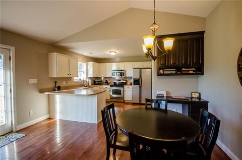 107 Tranquility Ln, Harmony, NC 28634 photo 8