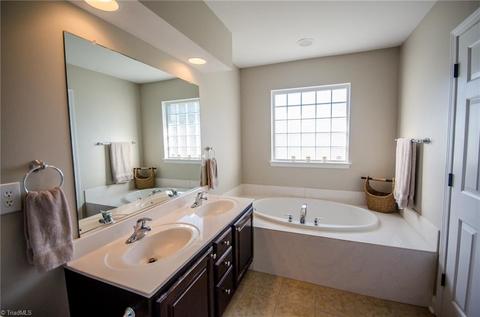 107 Tranquility Ln, Harmony, NC 28634 photo 14