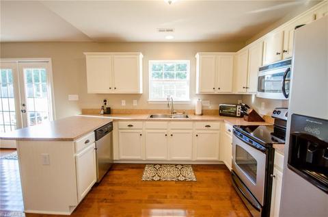 107 Tranquility Ln, Harmony, NC 28634 photo 7