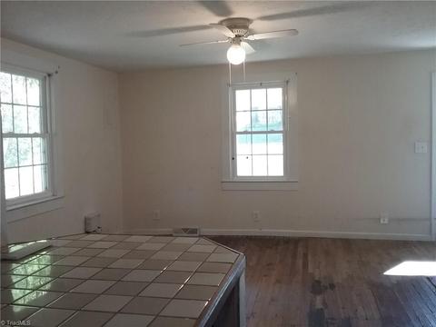 174 Duke St, Cooleemee, NC 27014 photo 6