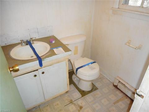 2725 Ingram Rd, High Point, NC 27263 photo 10