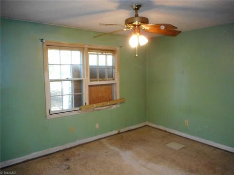 2725 Ingram Rd, High Point, NC 27263 photo 6