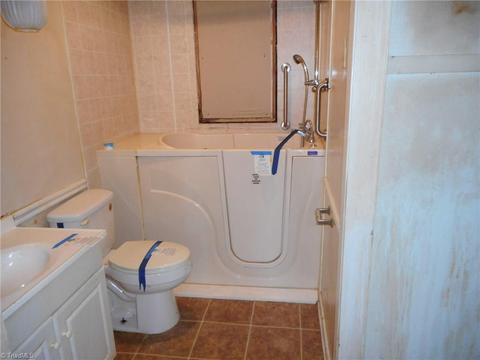 2725 Ingram Rd, High Point, NC 27263 photo 9