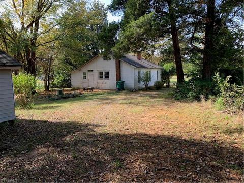 3915 Hampton Rd, Clemmons, NC 27012 photo 4