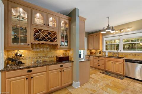 105 Shadow Valley Rd, High Point, NC 27262 photo 5